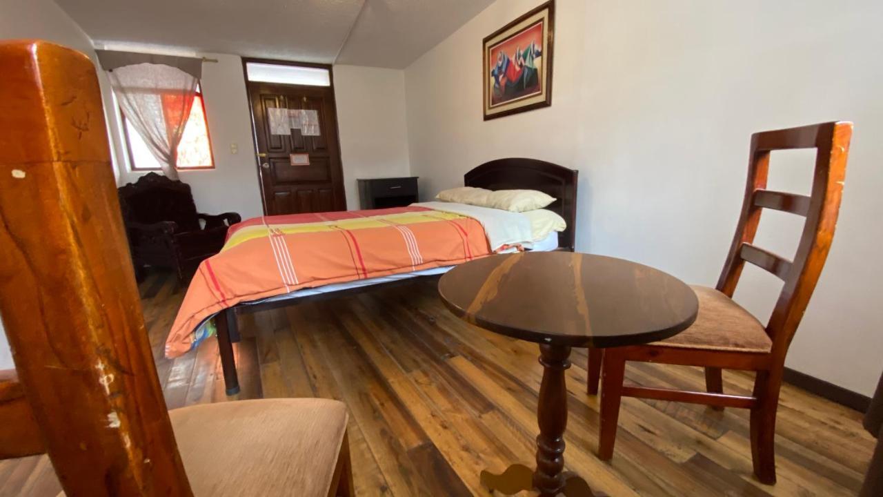 Hostal La Guayunga Rooftop Quito Luaran gambar