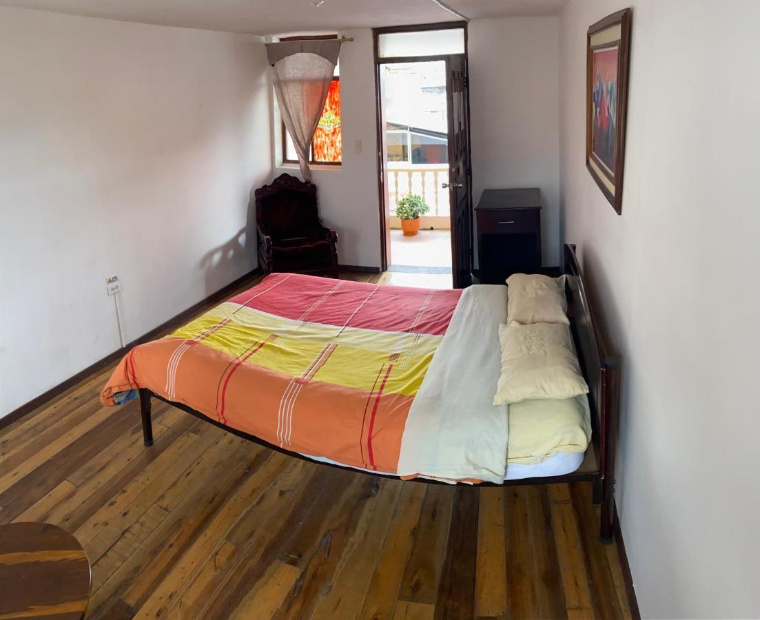 Hostal La Guayunga Rooftop Quito Luaran gambar