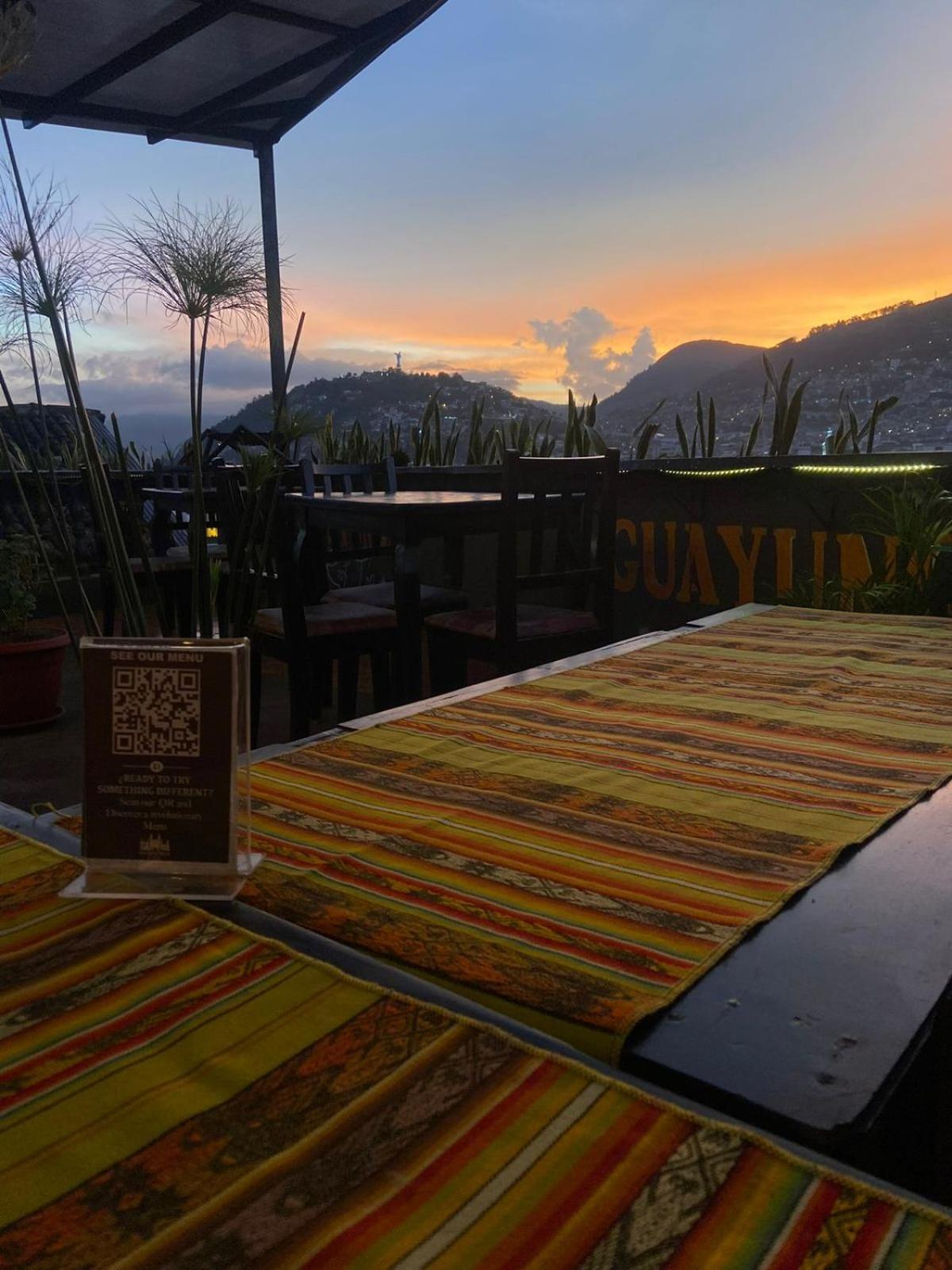 Hostal La Guayunga Rooftop Quito Luaran gambar